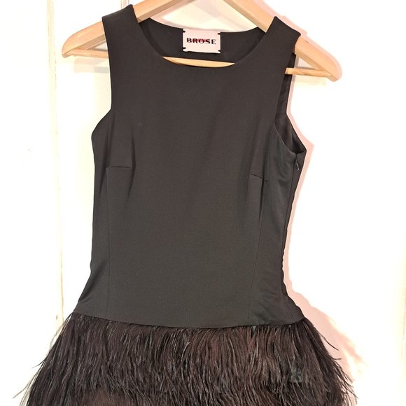 Ostrich Feather Cocktail Dress - Picture 1 of 2